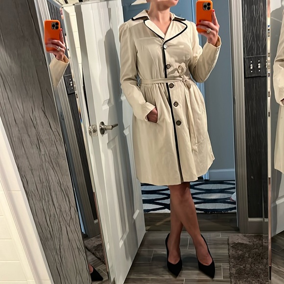 Cynthia Rowley Trench Coat - Picture 3 of 4